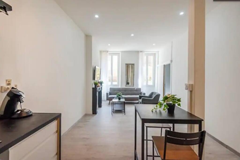 T2 Appartement Lumineux A La Joliette Marseille Eksteriør bilde
